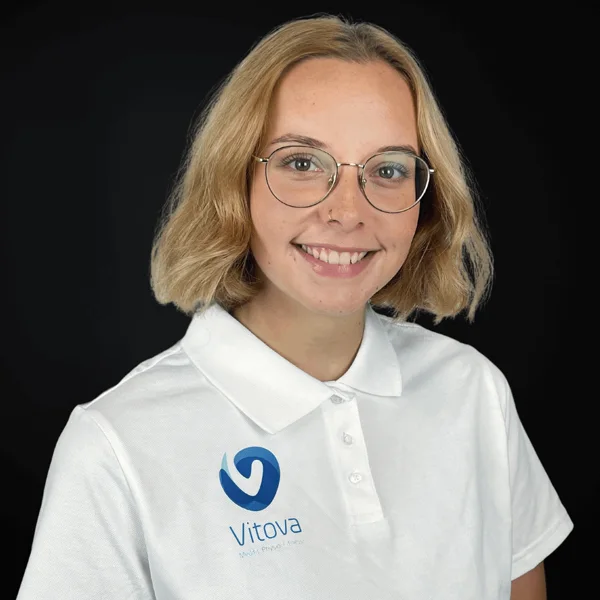 Emelie — Physiotherapeutin